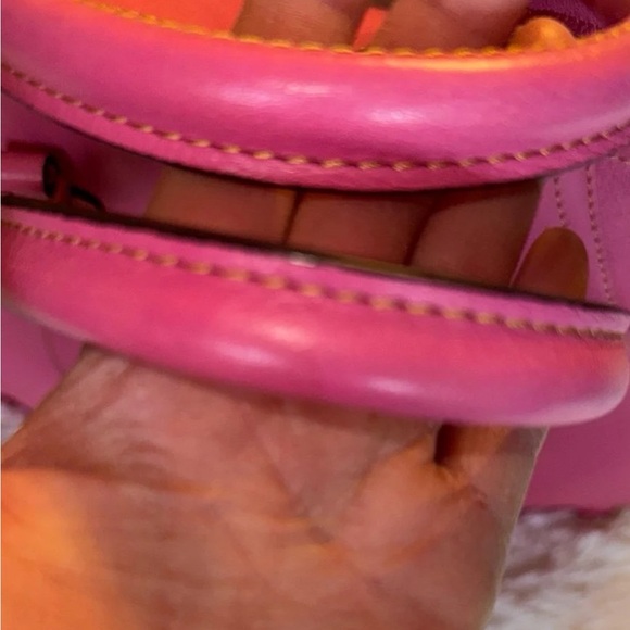 Dooney & Bourke Florentine Clayton in bubble gum pink with strap - Picture 10 of 12